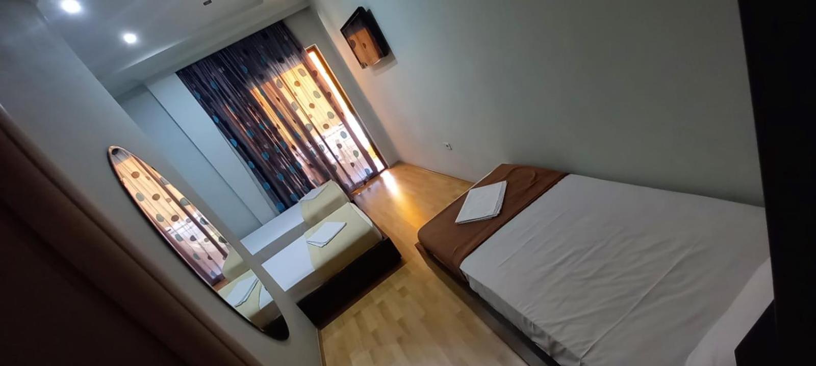Hotel Shehu Gjirokastër Chambre photo
